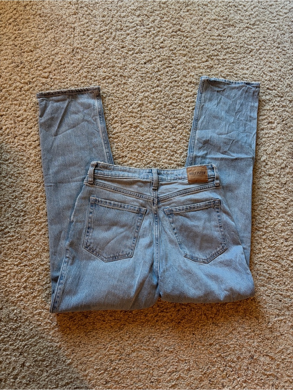 Hollister Light Blue High-Rise Women's Straight Jeans